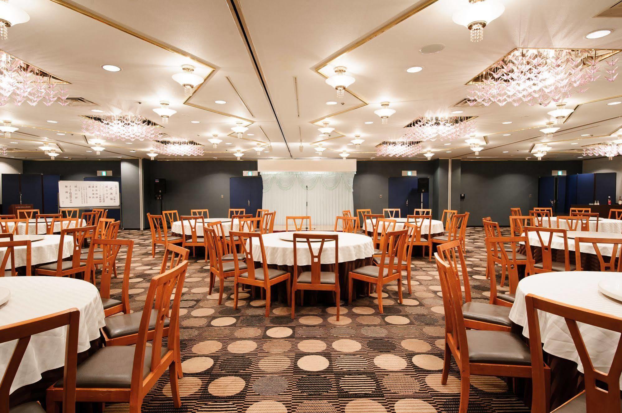 Chisun Hotel Kobe Exteriör bild